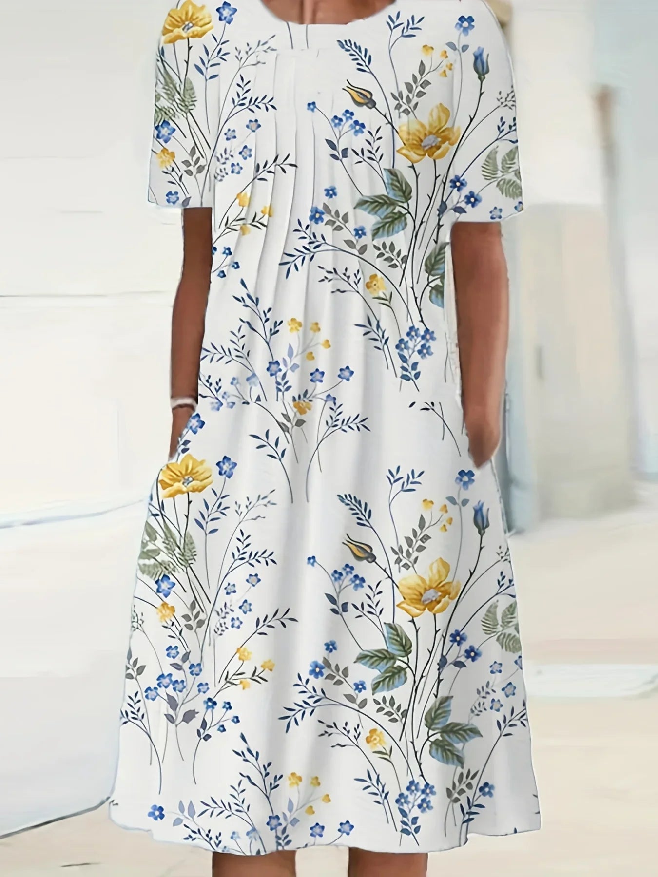 Margrit Weiss Mit Blumen Rundhals Damen Kurzarmkleid | Elegant Leicht Festlich Sommer Gartenparty Kleid | Fliessend - S-5XL