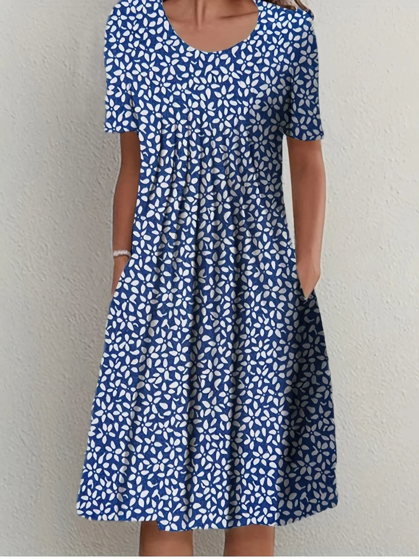 Margrit Weiss Mit Blumen Rundhals Damen Kurzarmkleid | Elegant Leicht Festlich Sommer Gartenparty Kleid | Fliessend - S-5XL