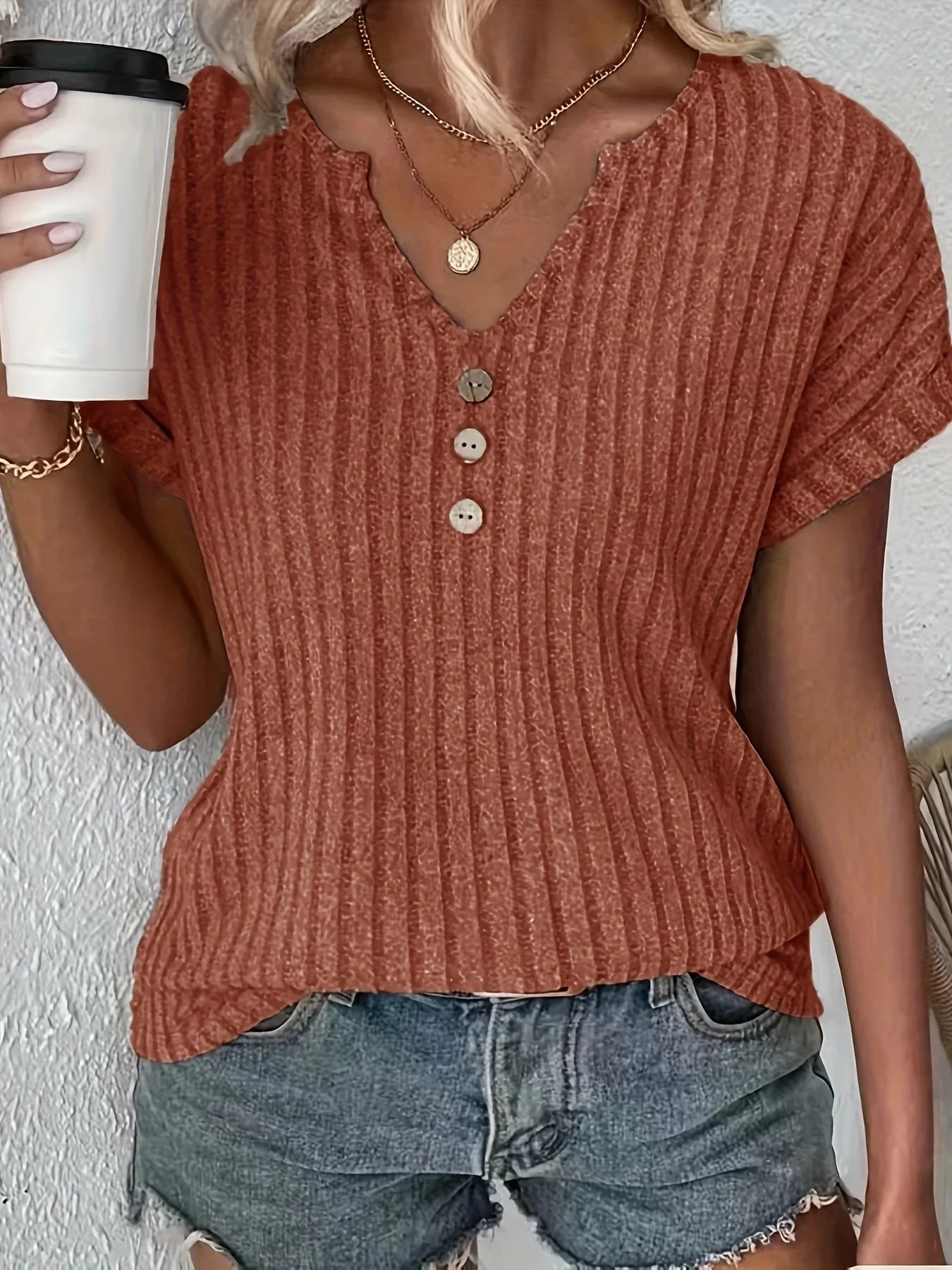 Vreni Dunkelgruen Gerippt V-Ausschnitt Knoepfe Damen T-Shirt Baumwolle | Elegant Tailliert Fruehling Sommer Alltagsshirt | Vielseitig - S/M/L/XL/XXL