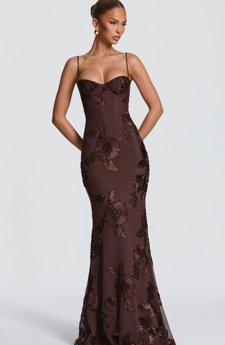 Fiona Figurbetontes Maxi Kleid | Spitze und Offener Rücken
