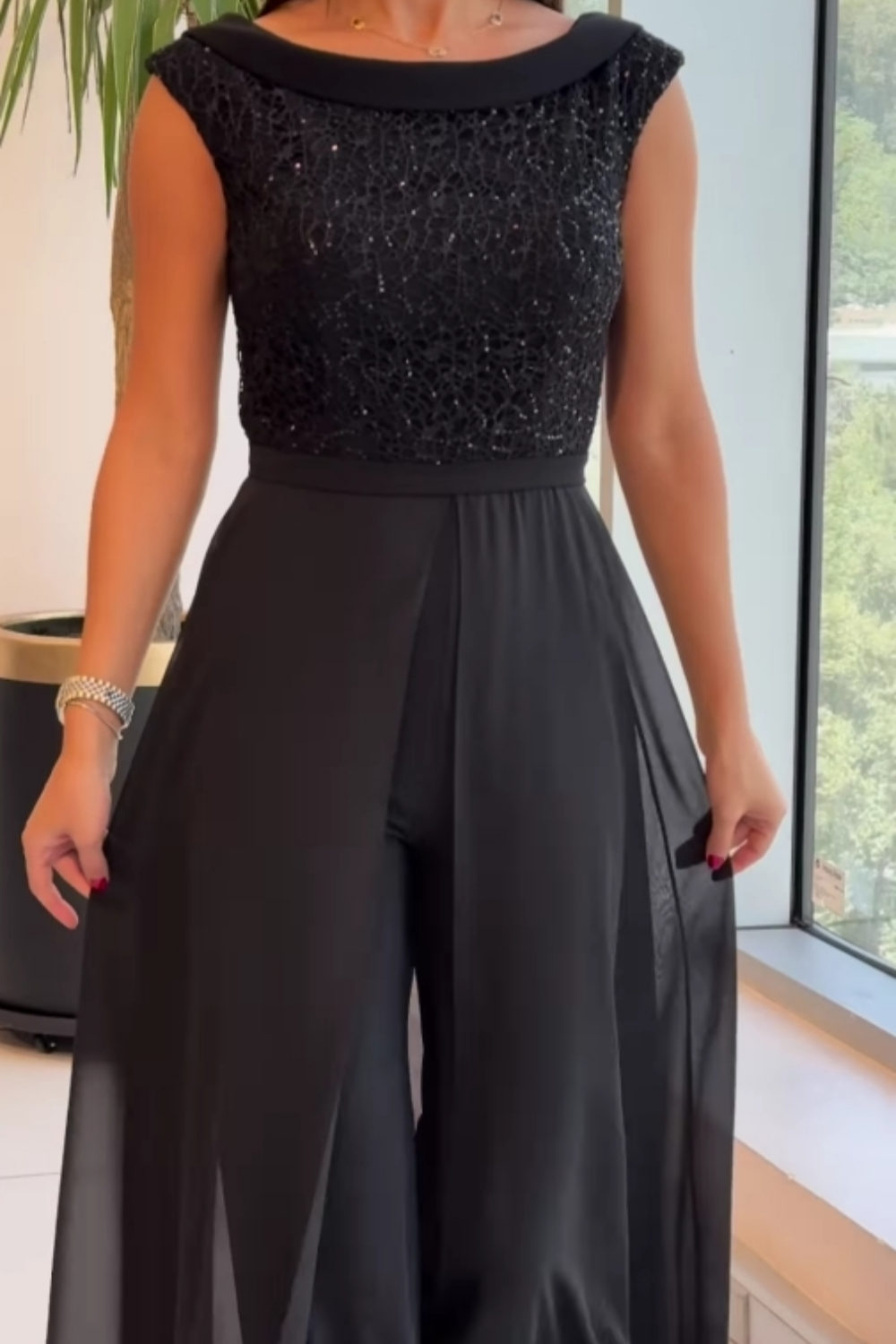 Luna Damen Jumpsuit | Stilvoll und Vielseitig