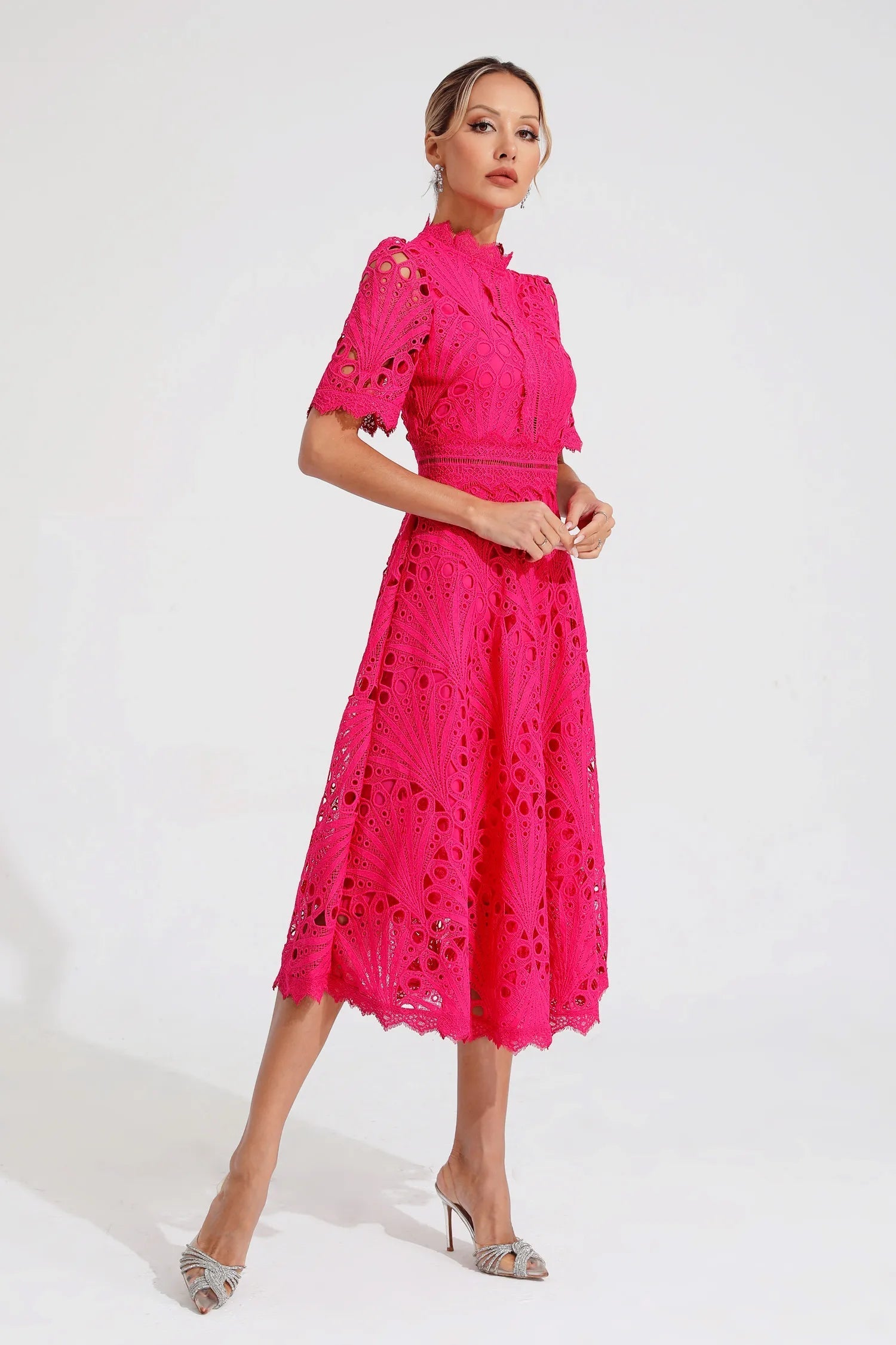 Pia Damen Midi Kleid | Spitzenmuster, Strukturierte Silhouette- S-4XL